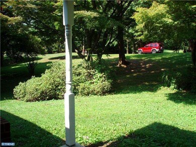 1069 Willow St, Southampton, PA 18966 - photo 6