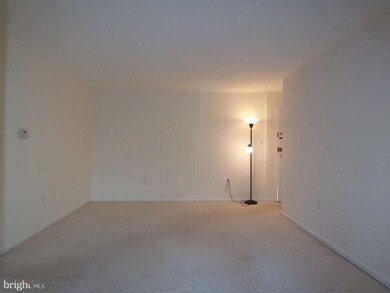 206 Park Terrace Ct SE unit 43, Vienna, VA 22180 - photo 3
