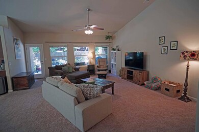 6896 E Andrews Ave, Fresno, CA 93727 - photo 6