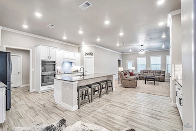 2301 Bastrop Ave, Midland, TX 79705 - photo 4