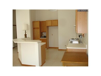 23688 Cottage Trail, Olmsted Falls, OH 44138 - photo 4