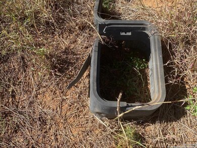 146 Cr 2666, Moore, TX 78057 - photo 6