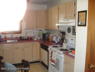 122 Corinne Ct, Effort, PA 18330 - photo 7