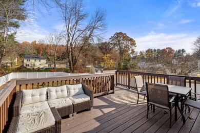 569 Cooley St, Springfield, MA 01128 - photo 4