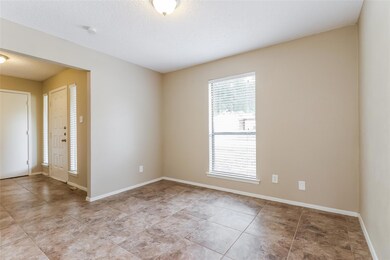 708 Highland Park Dr, Hurst, TX 76054 - photo 5