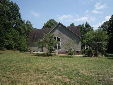 4542 Oak Grove Church Rd, Asheboro, NC 27205 - photo 2