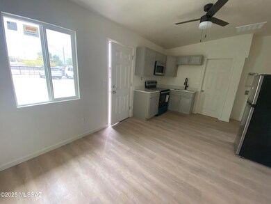 326 E Prince Rd unit 1, Tucson, AZ 85705 - photo 3