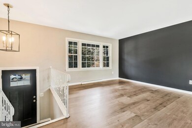 504 Hill Rd, Hyattsville, MD 20785 - photo 7