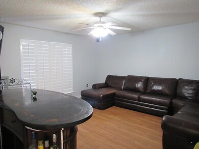 320 Pearson Ln, Douglas, GA 31533 - photo 6