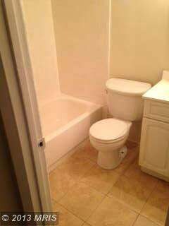 6011 Emerson St unit 611, Bladensburg, MD 20710 - photo 7