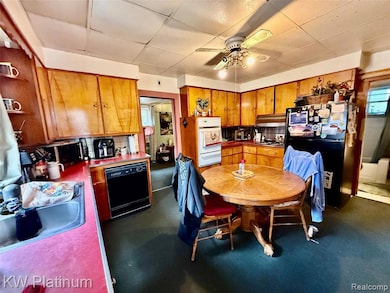 731 Bancroft St, Port Huron, MI 48060 - photo 7