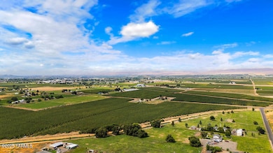 NKA Apricot Rd, Grandview, WA 98930 - photo 3