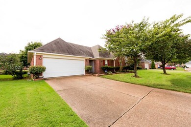 6921 Scofield Cove, Cordova, TN 38018 - photo 2