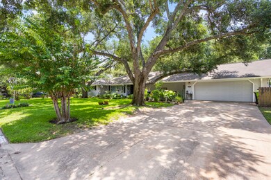 1215 Burnet St, Richmond, TX 77469 - photo 2