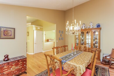 011-Dining_Room