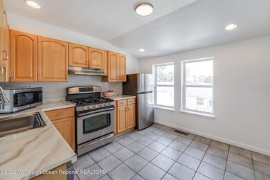 606 12th Ave unit 2, Belmar, NJ 07719 - photo 3