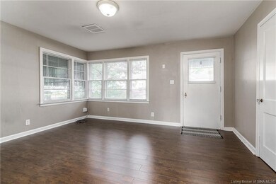 216 Conner St, New Albany, IN 47150 - photo 2