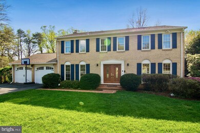 1882 Foxstone Dr, Vienna, VA 22182 - photo 5