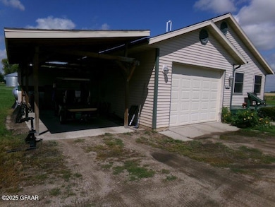 16213 4th St NE, Cummings, ND 58223 - photo 2