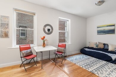 82 Shepton St unit 1, Dorchester Center, MA 02124 - photo 3