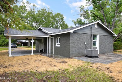 9001 Graham Rd, Moss Point, MS 39562 - photo 3