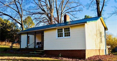 157 Grissom Rd, Troy, NC 27371 - photo 2