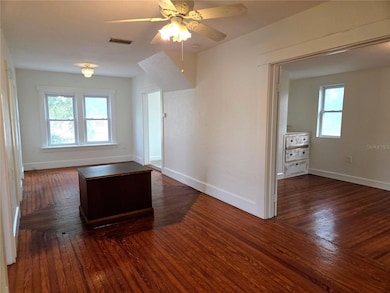 2808 56th St S unit Upper, Gulfport, FL 33707 - photo 6