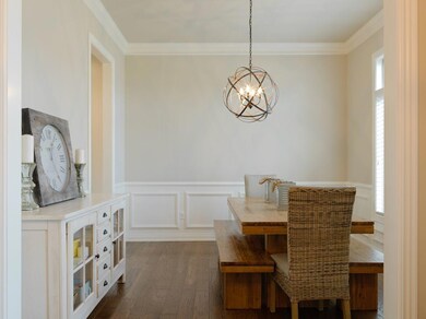 Formal Dining