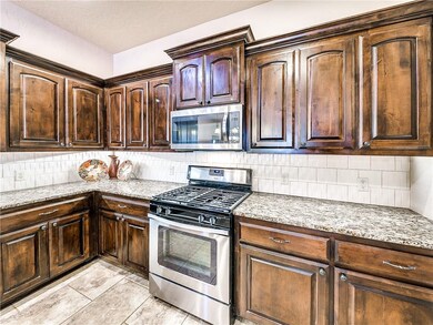 1917 NE 26th St, Moore, OK 73160 - photo 6