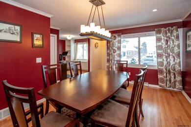 37 Swartson Ct, Albany, NY 12209 - photo 7