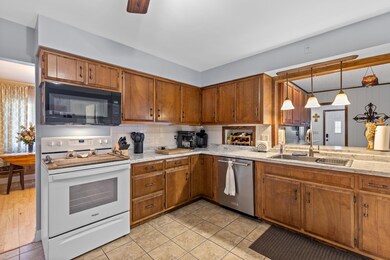 1219 1st Ave unit F, Crivitz, WI 54114 - photo 5