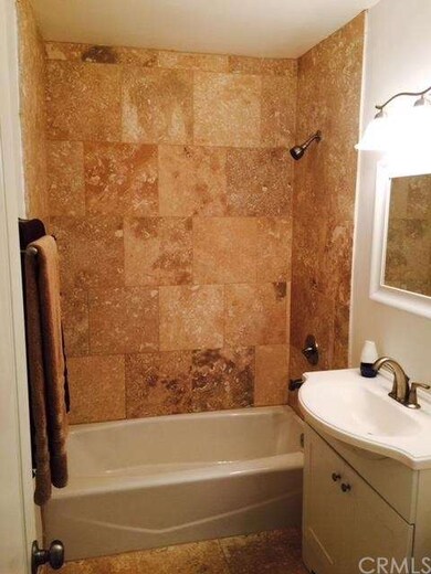 1811 W Piru St, Compton, CA 90222 - photo 4