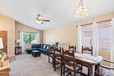 07-Dining & Living Room