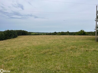 1449 Truro Pavement, Osceola, IA 50213 - photo 2