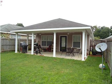 2452 Trailwood Dr, Cantonment, FL 32533 - photo 2