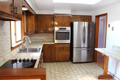 442 Elm St, Framingham, MA 01701 - photo 6