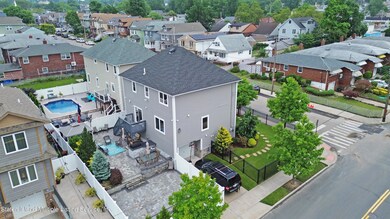 219 Chandler Ave, Staten Island, NY 10314 - photo 6