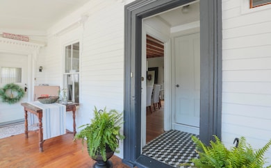 45SandyPointRdEntryViewKitchenStockton-1