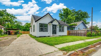 4310 Gregory St, Houston, TX 77026 - photo 3