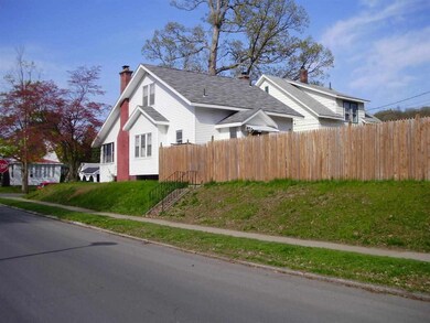 54 109th St, Troy, NY 12182 - photo 3