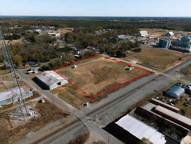 417 E 7th St, Waynesboro, GA 30830 - photo 3