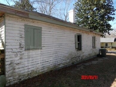 1814 Gordon St, Camden, SC 29020 - photo 4