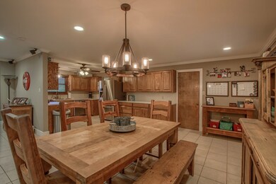 116 Edgewood Dr, Fredericksburg, TX 78624 - photo 3