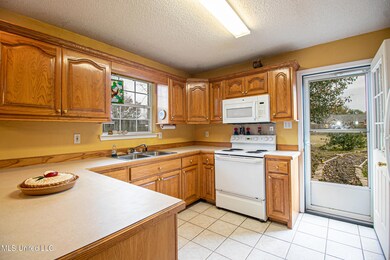 10500 maple-86007