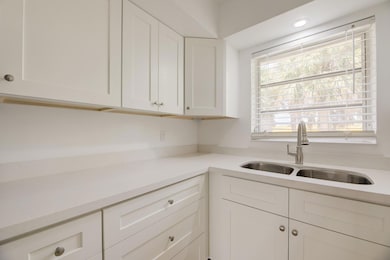 1017 NW 30th Ct unit 1, Wilton Manors, FL 33311 - photo 5