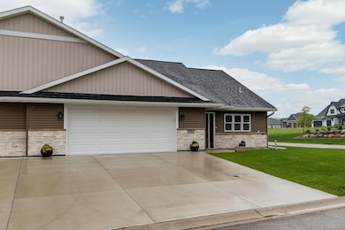 2882 Meadowview Ln NE, Owatonna, MN 55060 - photo 2