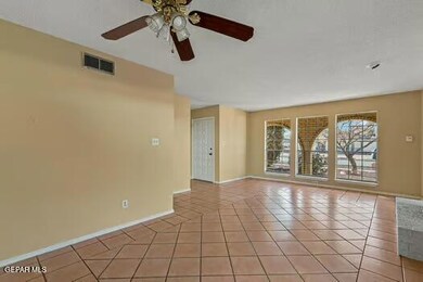 1810 Jack Nicklaus Dr, El Paso, TX 79935 - photo 7