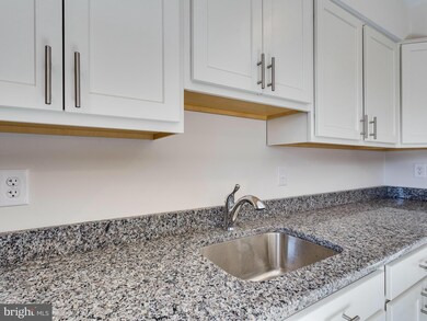 10602 High Beam Ct, Columbia, MD 21044 - photo 7