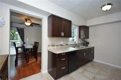 3115 56th St, Des Moines, IA 50310 - photo 7