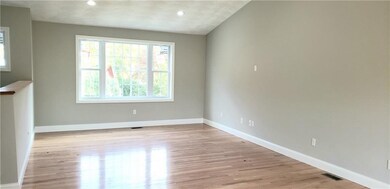 10 Barden Ln, Johnston, RI 02919 - photo 5